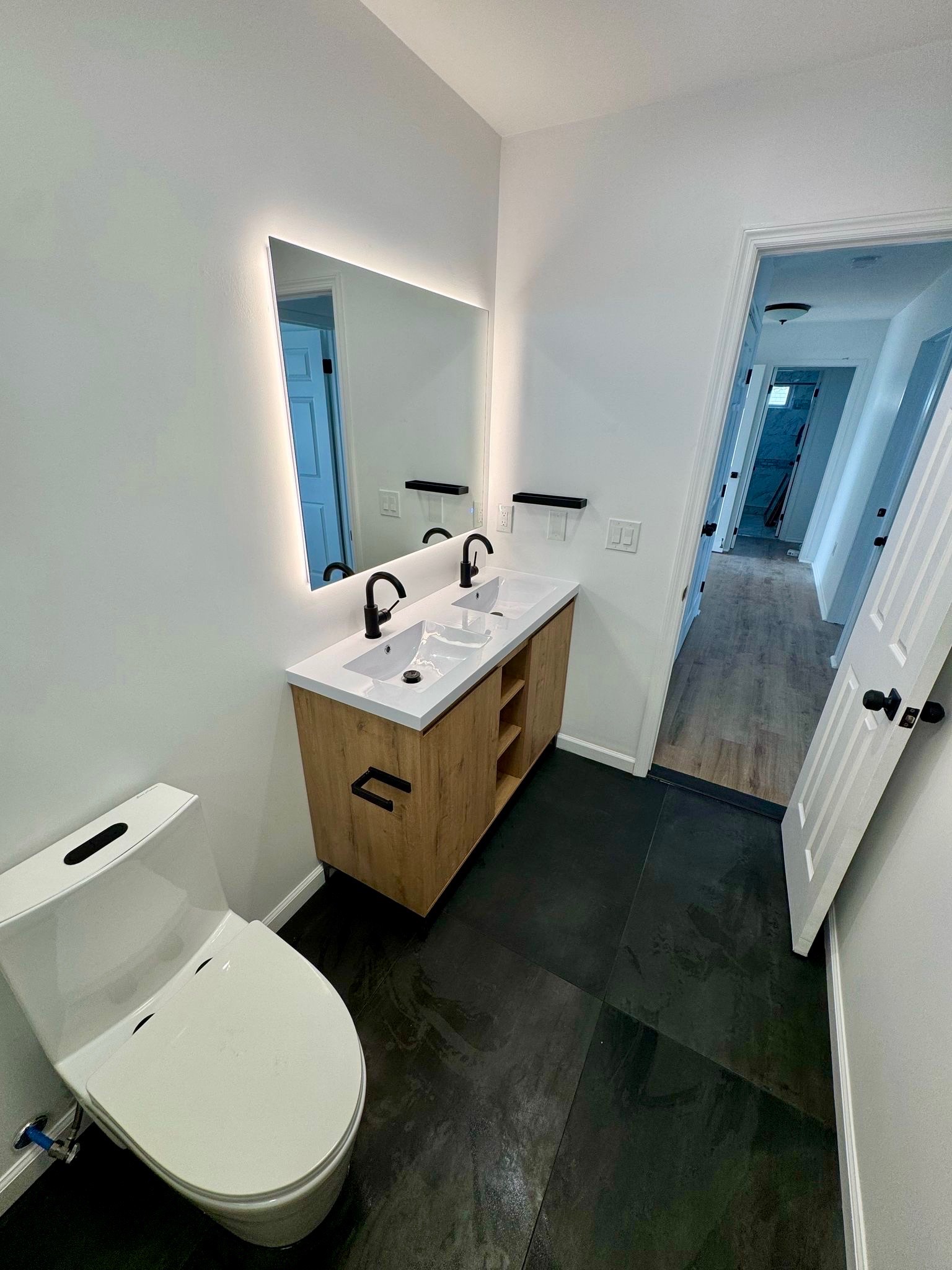 Contemporary Guest Bath — Photo 8