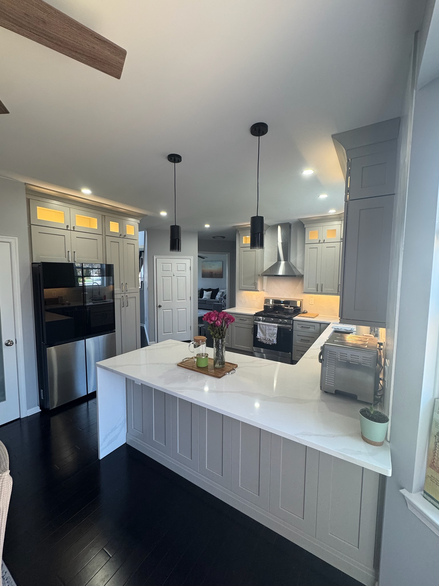 Modern Farmhouse Kitchen — Photo 3