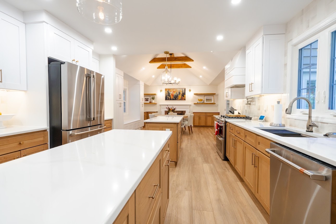 Traditional Chef's Kitchen — Photo 7